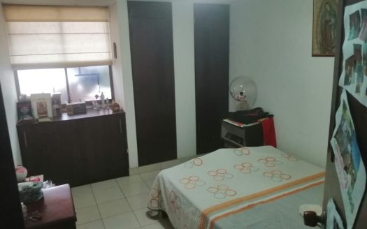 Apartamento en venta en edificio quimbaya