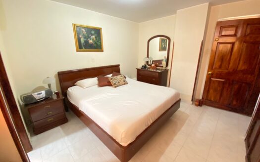 MARAVILLOSO PENT HOUSE EN MEJORAS PUBLICAS