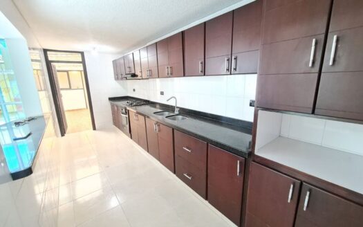 Muy bien ubicada y linda casa en el Prado