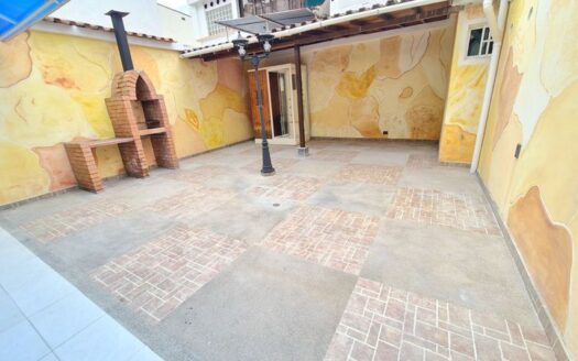 Muy bien ubicada y linda casa en el Prado