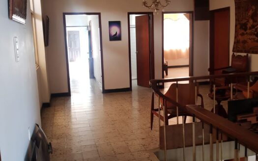 MARAVILLOSA CASA EN CABECERA