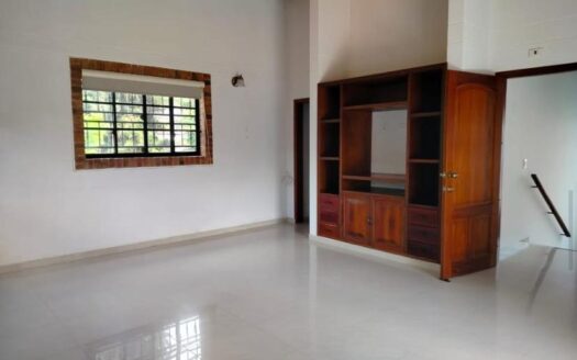 EXCELENTE CASA EN MARAVILLOSO CONJUNTO RESIDENCIAL CAMPESTRE