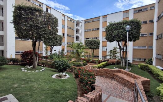 MUY BIEN SITUADO, APARTAMENTO EN CAÑAVERAL