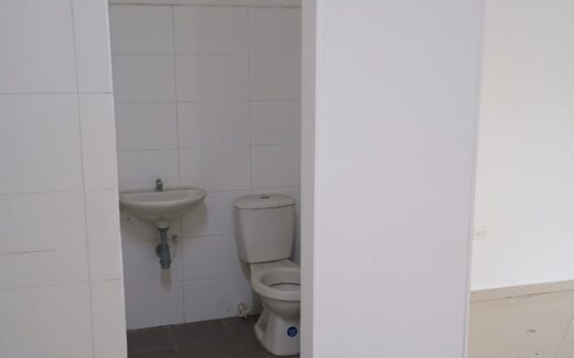 EXCELENTE LOCAL EN EL SECTOR DE PALOMITAS