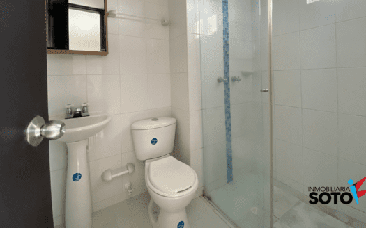 APARTAMENTO CUARTO PISO EN ARRIENDO EN EL BARRIO PRADO