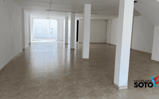 LOCAL EN ARRIENDO EN EL BARRIO CABECERA