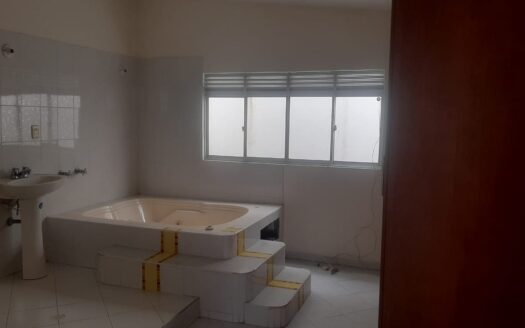 APARTAMENTO AMPLIO EN EL CENTRO DE BUCARAMANGA