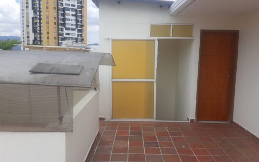 APARTAMENTO AMPLIO EN EL CENTRO DE BUCARAMANGA