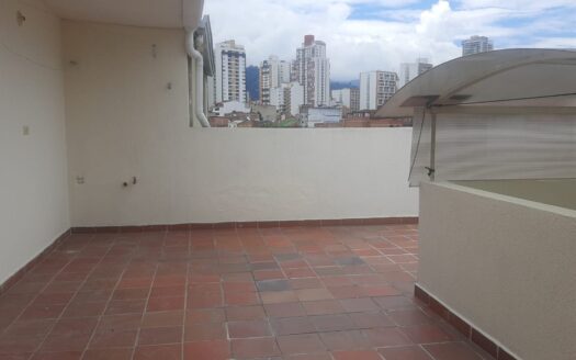 APARTAMENTO AMPLIO EN EL CENTRO DE BUCARAMANGA