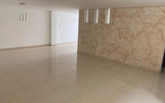 APARTAMENTO ESPACIOSO MUY BIEN SITUADO EN CABECERA