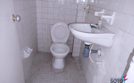 LOCAL EN ARRIENDO EN EL BARRIO CABECERA