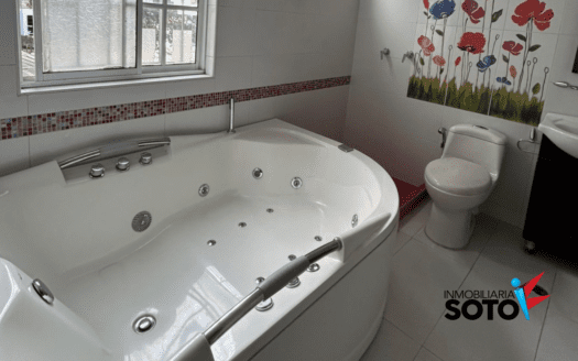 VENTA CASA EN CONJUNTO CERRADO – UBICADO EN LA CALLE 200 DE FLORIDABLANCA