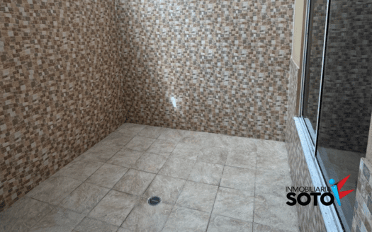 VENTA CASA EN CONJUNTO CERRADO – UBICADO EN LA CALLE 200 DE FLORIDABLANCA