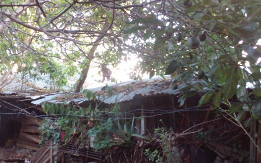 CASA CON LOCAL Y APARTAMENTO EN SAN FRANCISCO