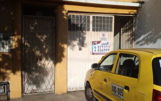 CASA CON LOCAL Y APARTAMENTO EN SAN FRANCISCO