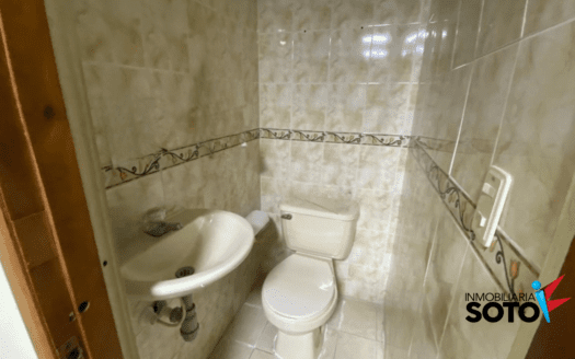 CONSULTORIO EN ARRIENDO UBICADO En MEJORAS PULICAS – BUCARAMANGA