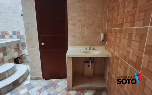 🏢 CASA COMERCIAL EN ARRIENDO Y VENTA – SOTOMAYOR, BUCARAMANGA 🏢