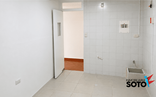 🏢 LOCAL EN ARRIENDO COMERCIAL EN MEJORAS PÚBLICAS – BUCARAMANGA 🏢