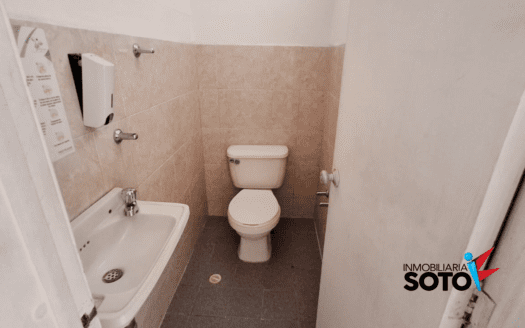 🏢 CASA COMERCIAL EN ARRIENDO Y VENTA – SOTOMAYOR, BUCARAMANGA 🏢