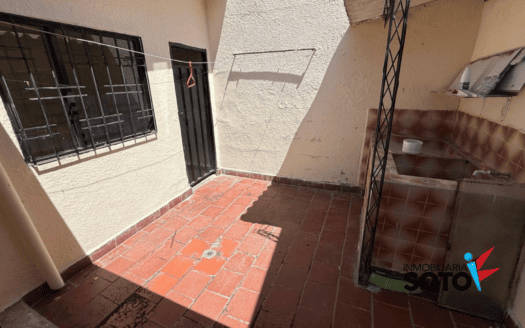 SE ARRIENDA CASA PEATONAL EN EL BARRIO EL REFUGIO – PIEDECUESTA